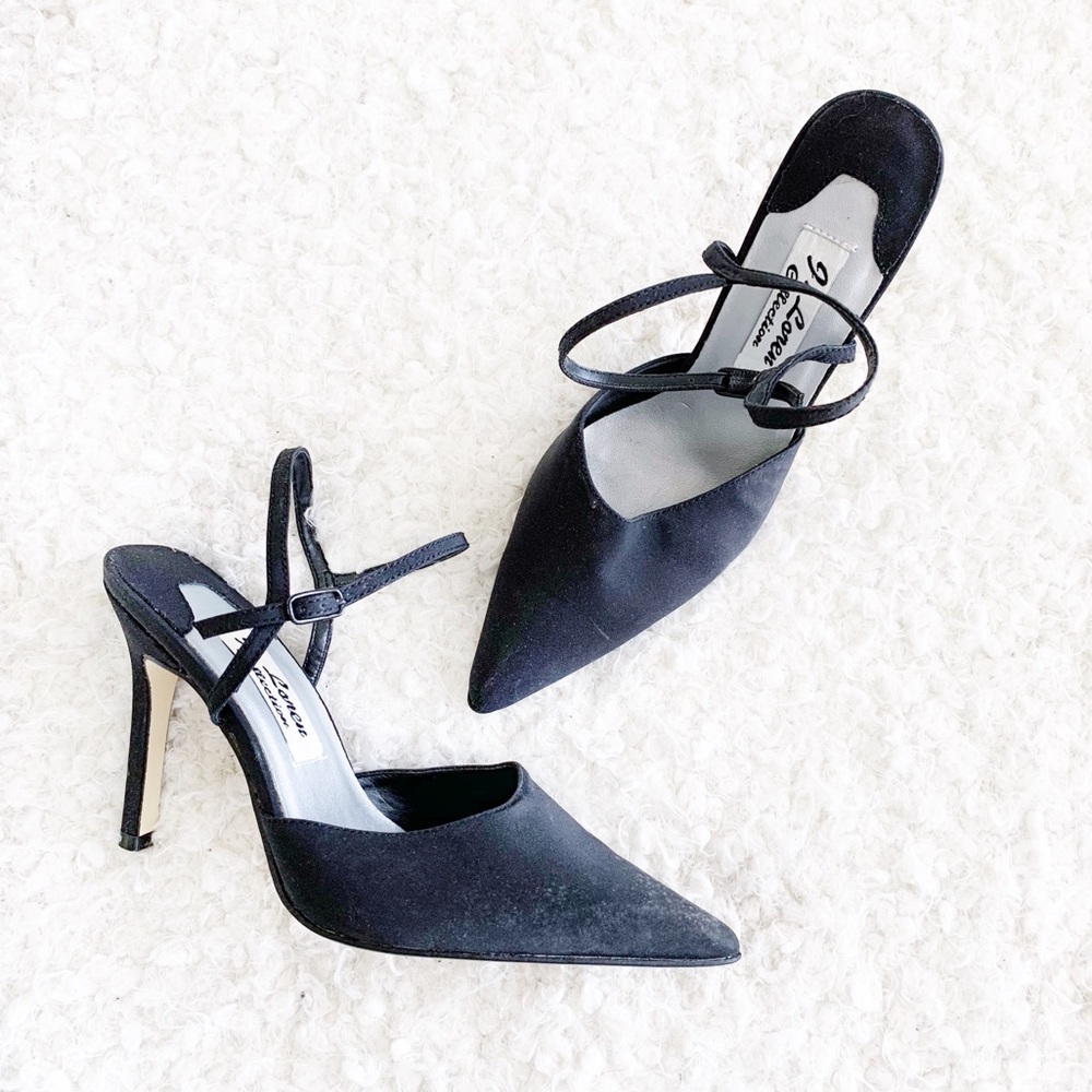 J. Loren Collection Black Kitten Toe Sandals